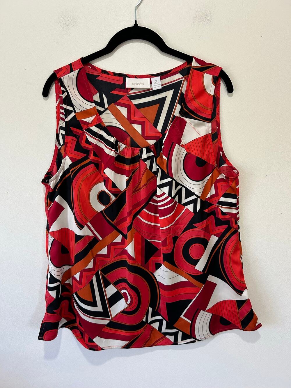 Chico's red black printed silky tank size L geometric work office